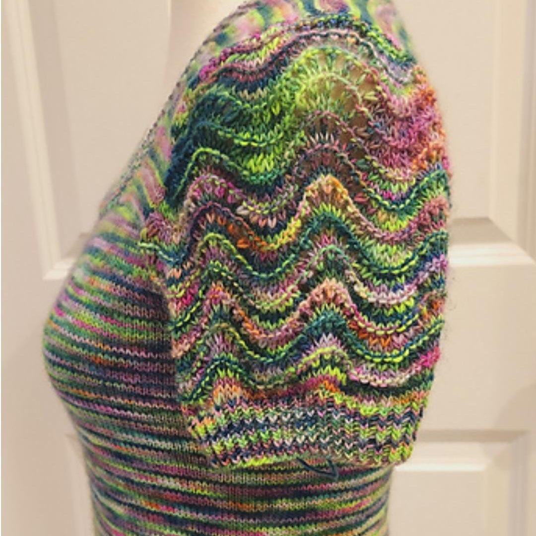 close up of the sleeve of the Iliada top 