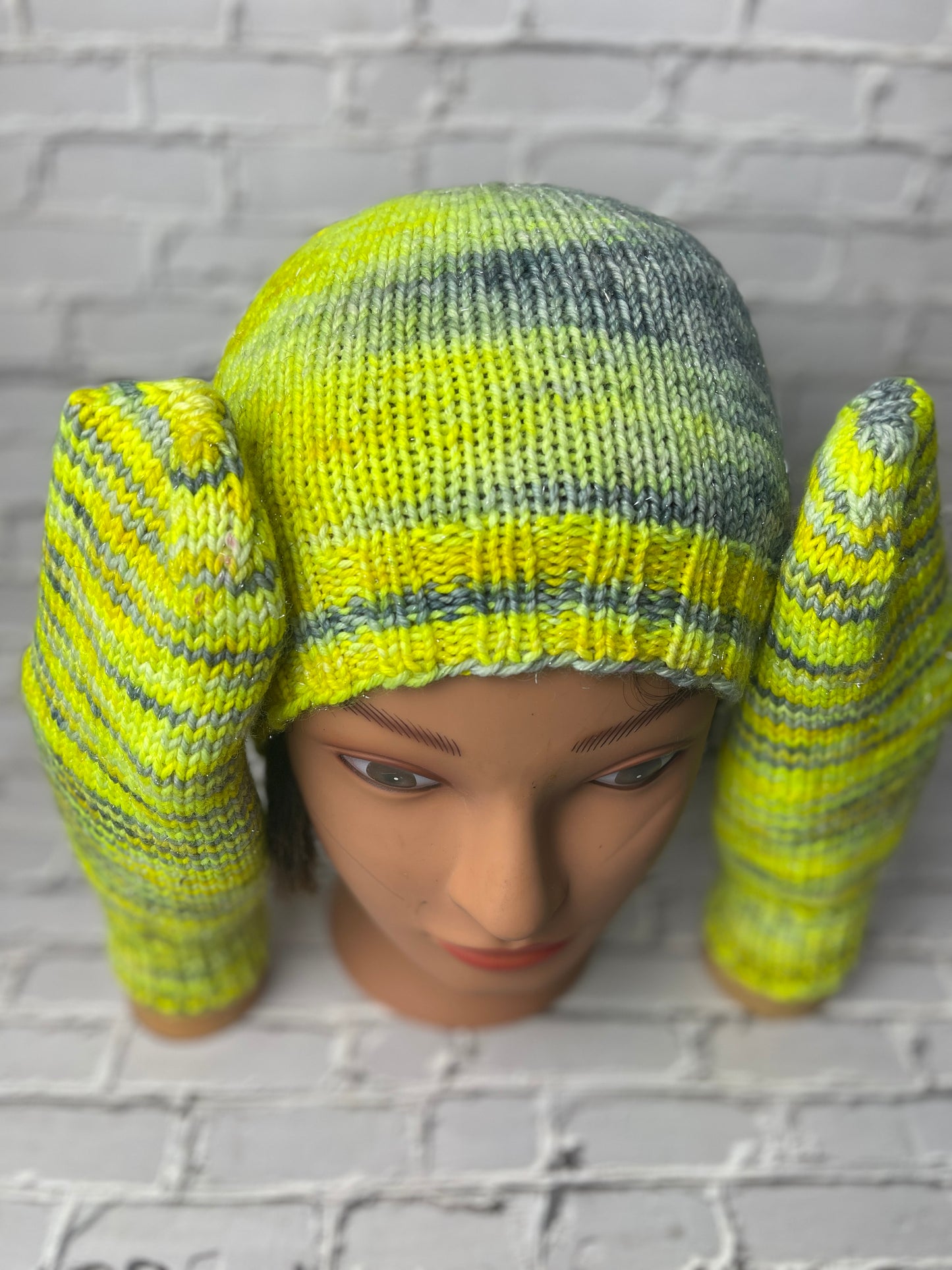 "When Life Gives You Lemons" on Various Yarn Bases